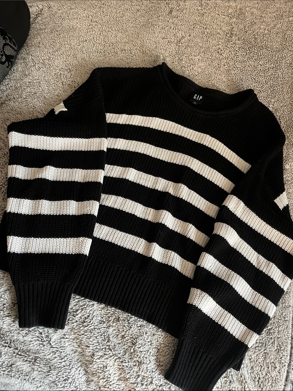 GAP Black and White Striped Crewneck Sweater